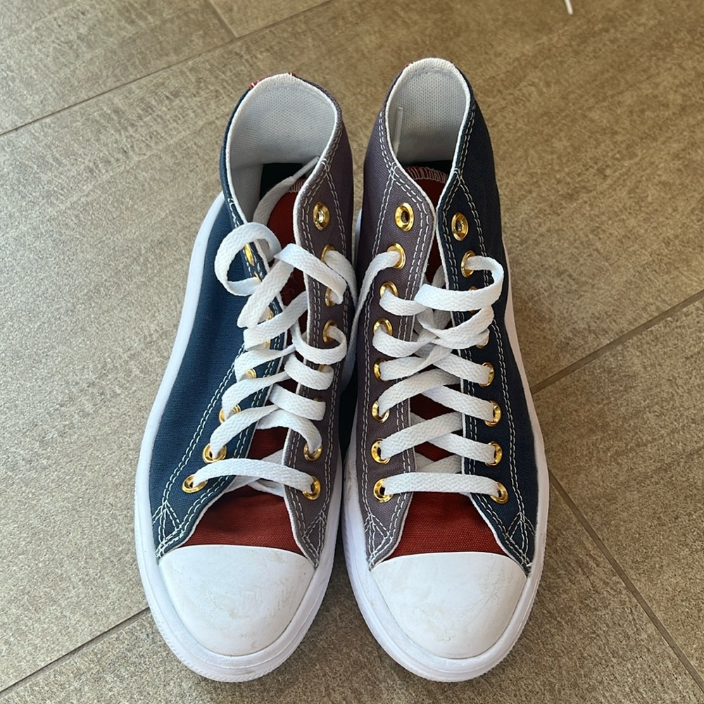 Converse Chuck Taylor All Star Move Platform Size 6